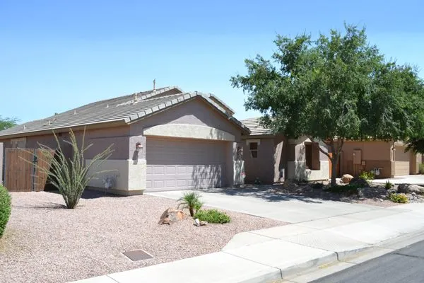 Greentech Roofing Logo