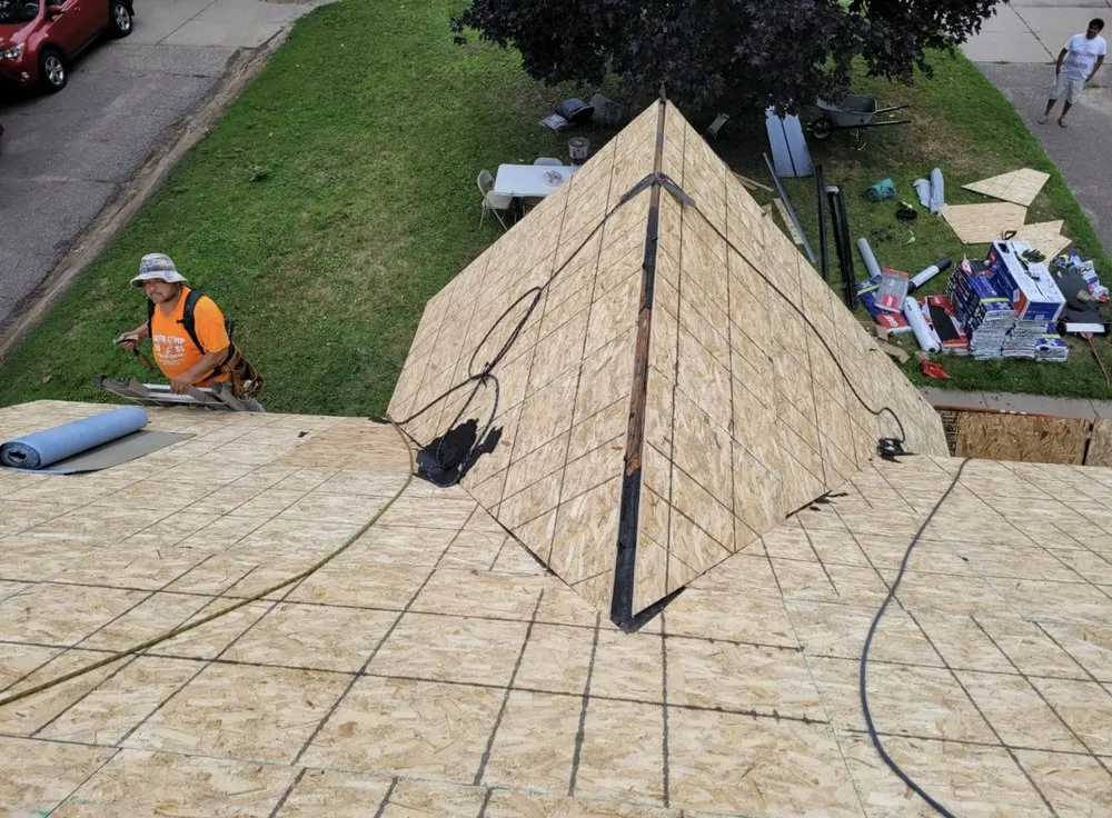 Slide of Greey Construction