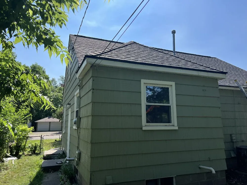 Slide of Greey Construction