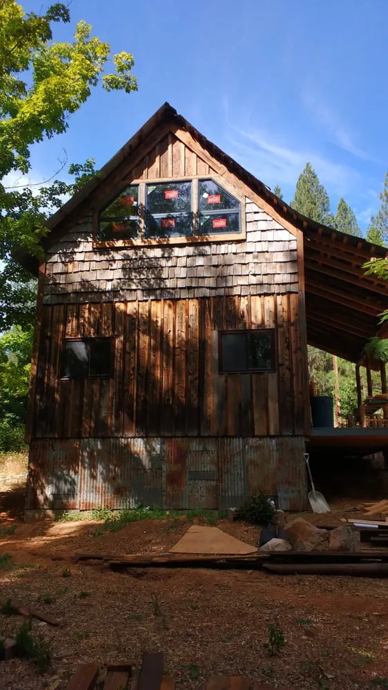Emergency residential roofing service experts serving Homewood, CA - Greg Locarnini Custom Carpentry