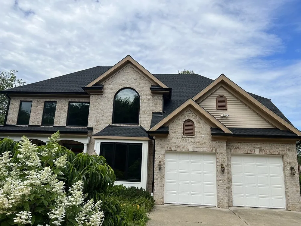 Licensed roof leak repair experts serving Venetia, PA - Gregor Roofing