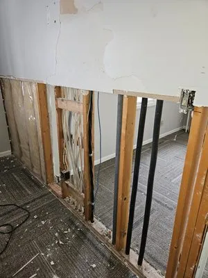 Gregory Construction Company Logo