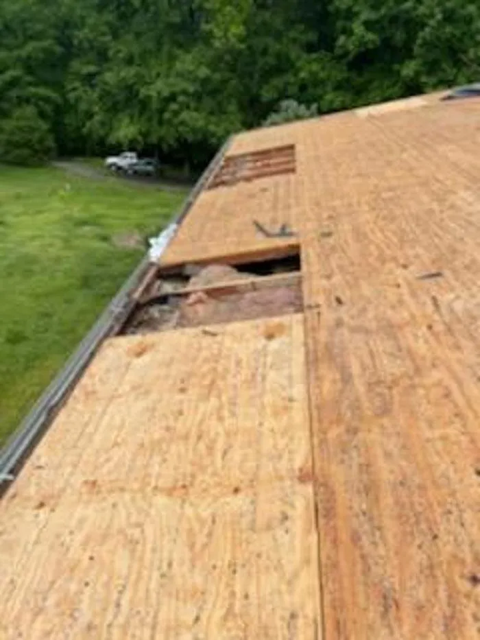 Slide of Grellis Construction