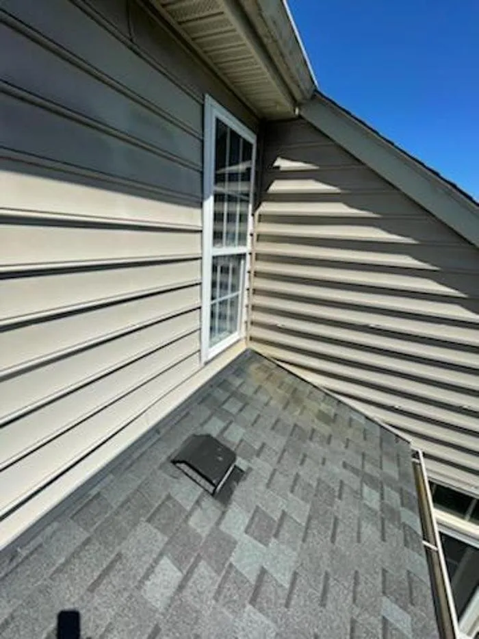 Slide of Grellis Construction