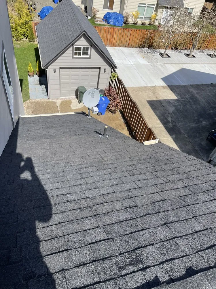 Slide of Gresham Roof Cleaning