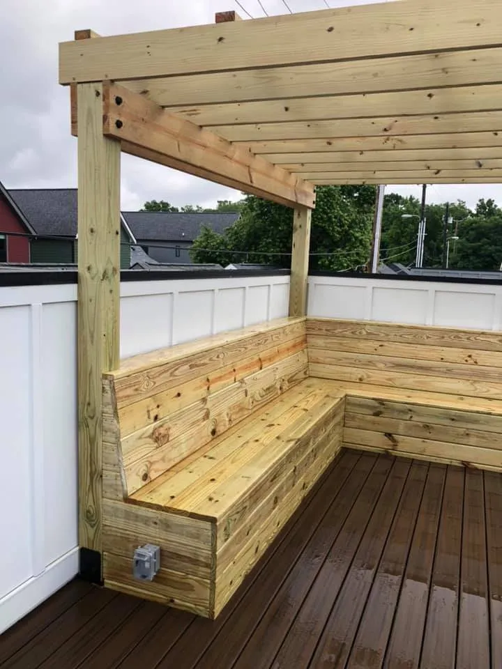 Slide of Grey Custom Construction