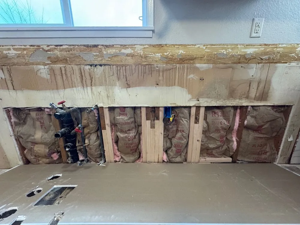 Slide of Grey Wolfe Construction