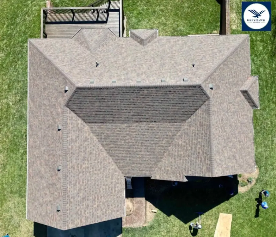 Top-rated residential roofing service in Lexington-Fayette, KY by GreyHawk Roofing