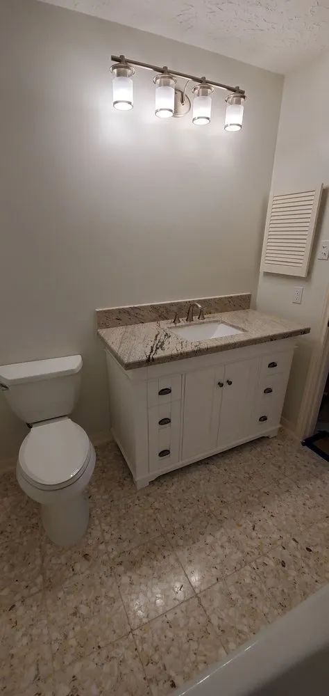 Local roof repair with free inspection in Kingwood, TX by Grifaldo Construction