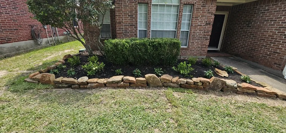 Professional shingle roofing service experts serving Kingwood, TX - Grifaldo Construction