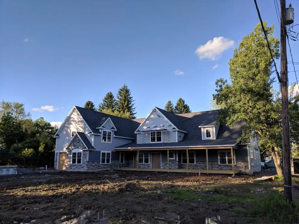 Slide of Griff’s General Contracting