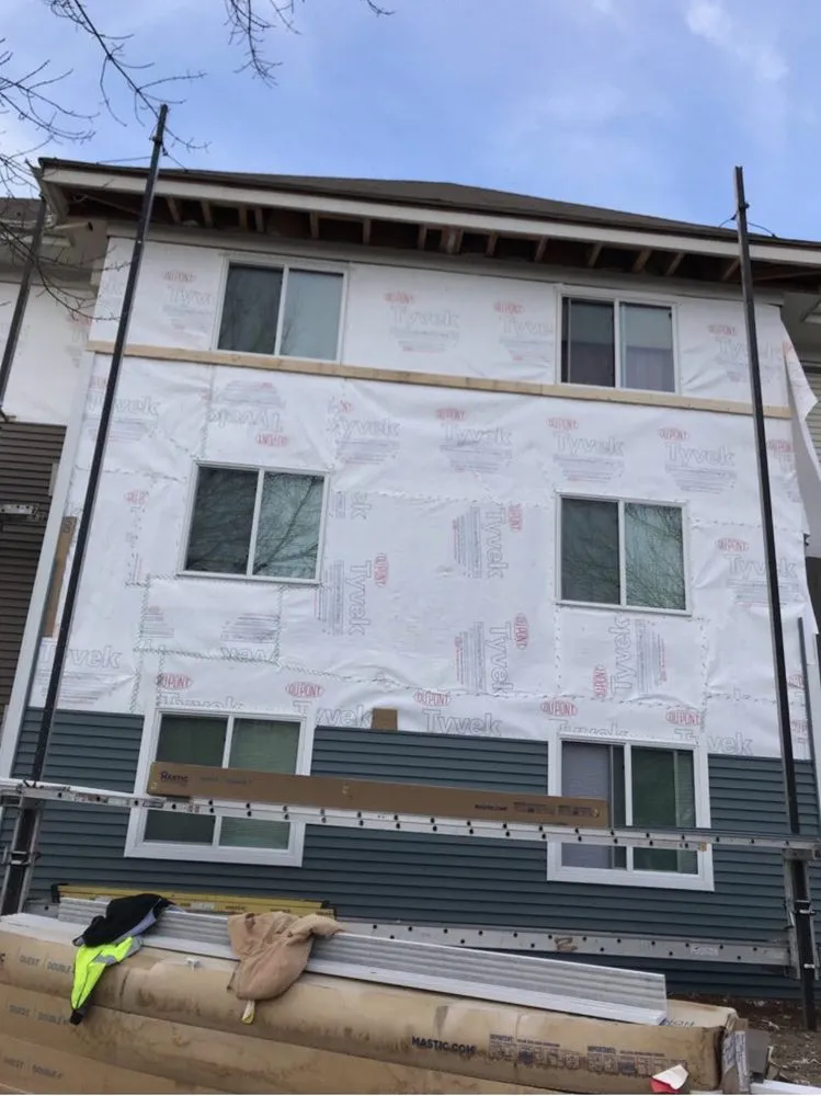 Slide of Grizzly Construction