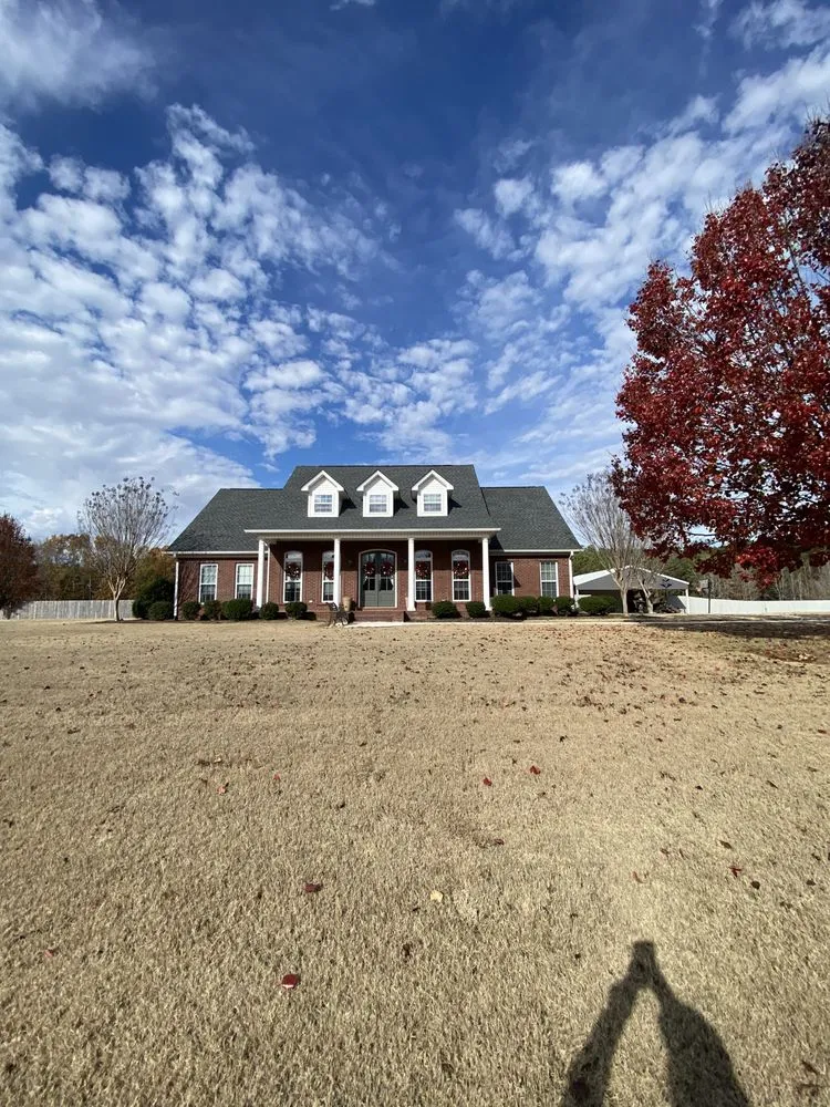 Slide of Grizzly Roofing