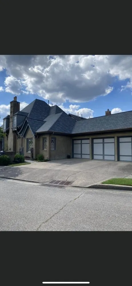 Slide of Grizzly Roofing