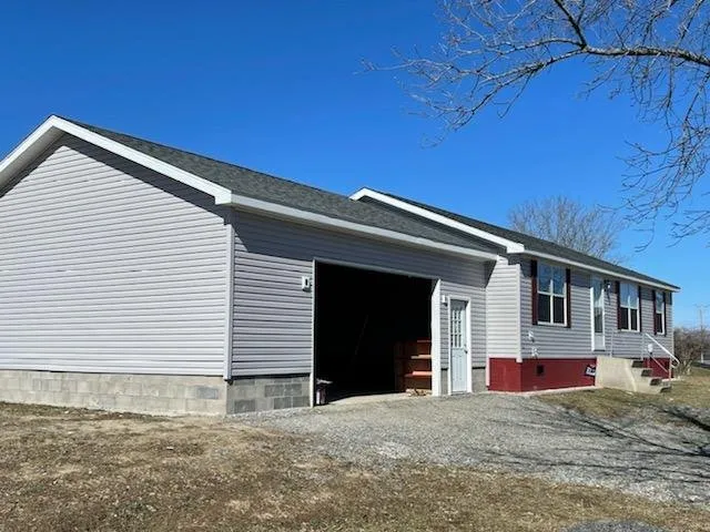 Slide of Ground Up Custom Construction