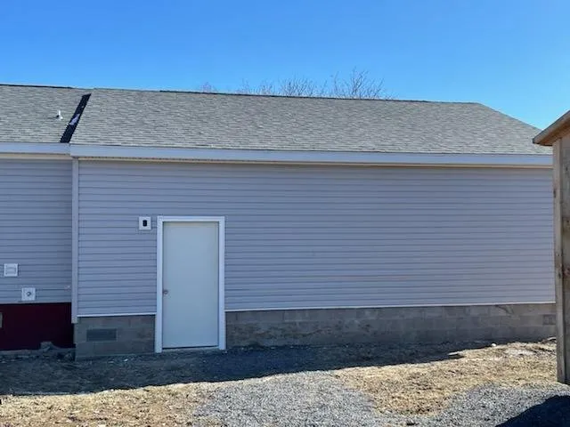 Slide of Ground Up Custom Construction