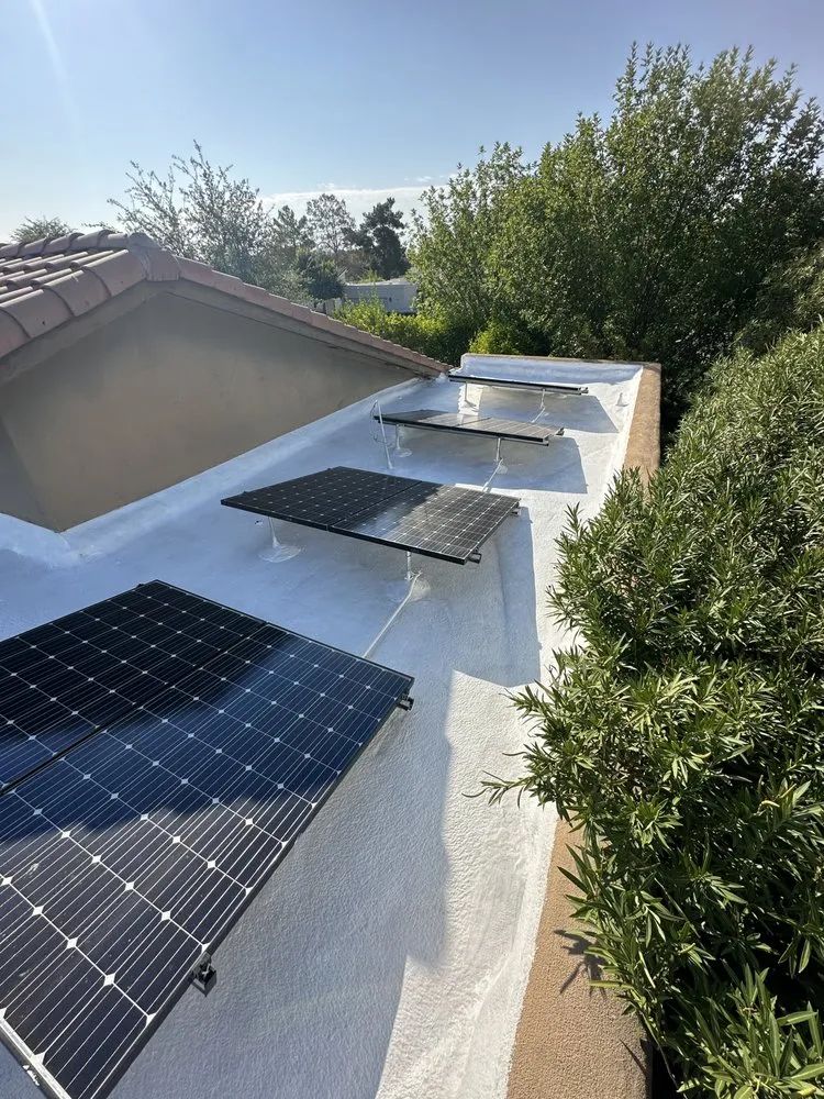 Slide of GRR Roofing