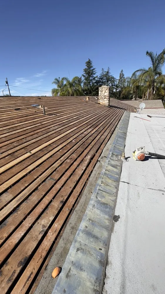 Slide of GSR Roofing & Waterpro