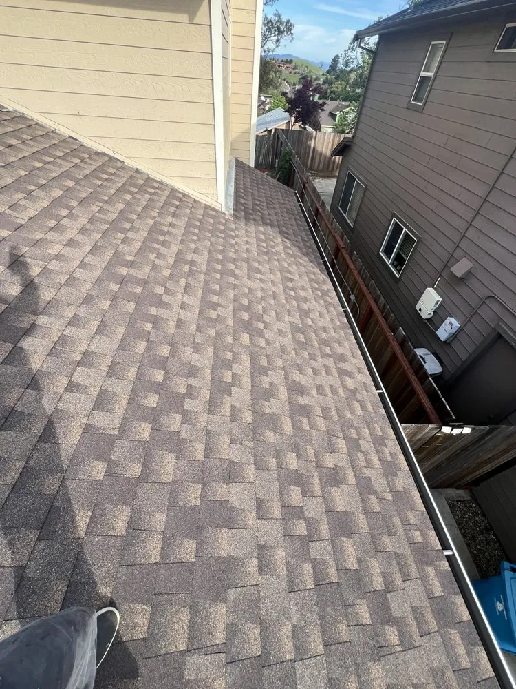 Slide of G&T BROTHERS ROOFING