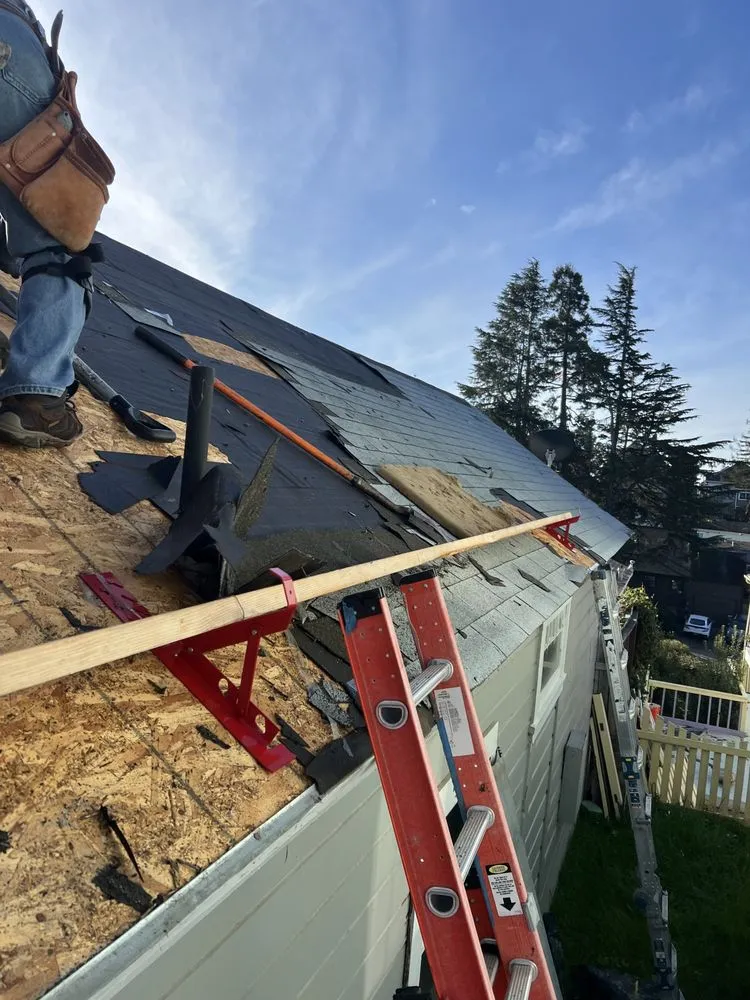 Slide of G&T BROTHERS ROOFING