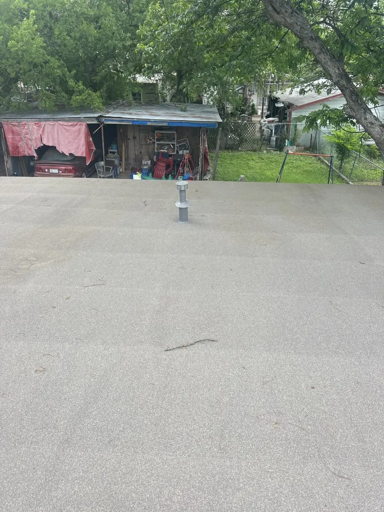 Slide of GT Roofing & Construction 