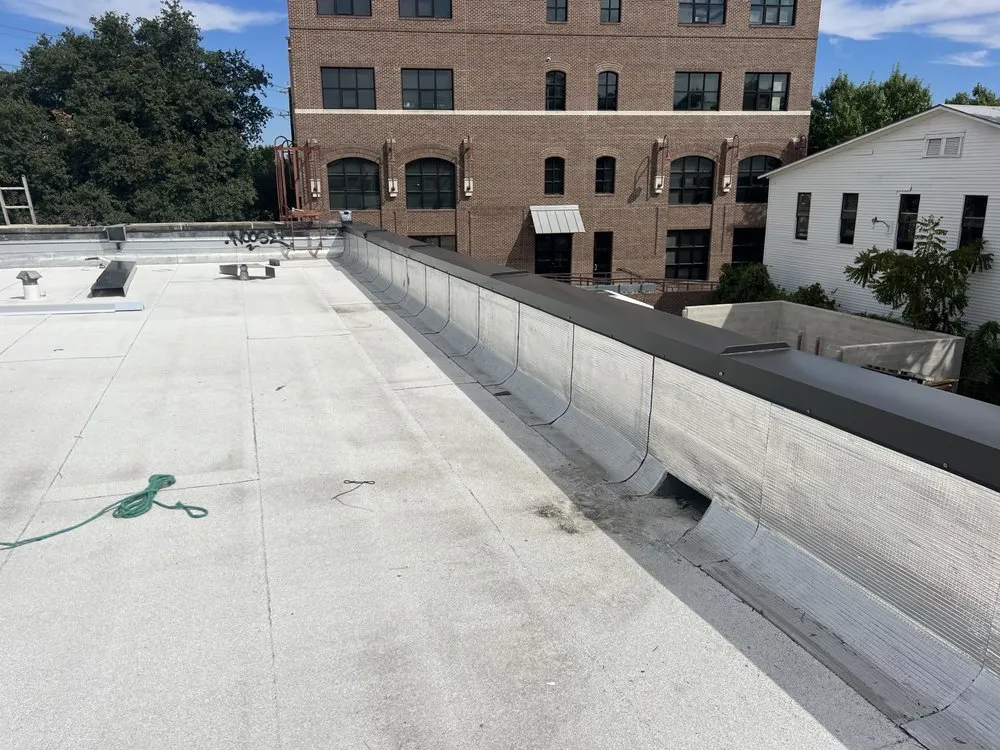 Slide of GT Roofing & Construction 