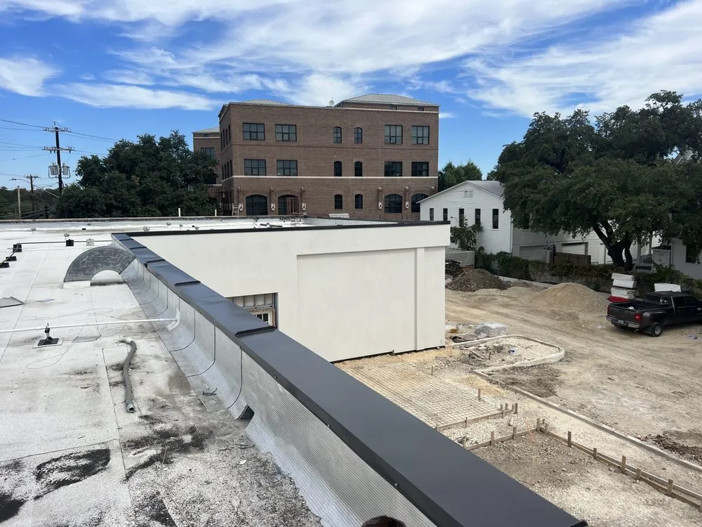 Slide of GT Roofing & Construction 