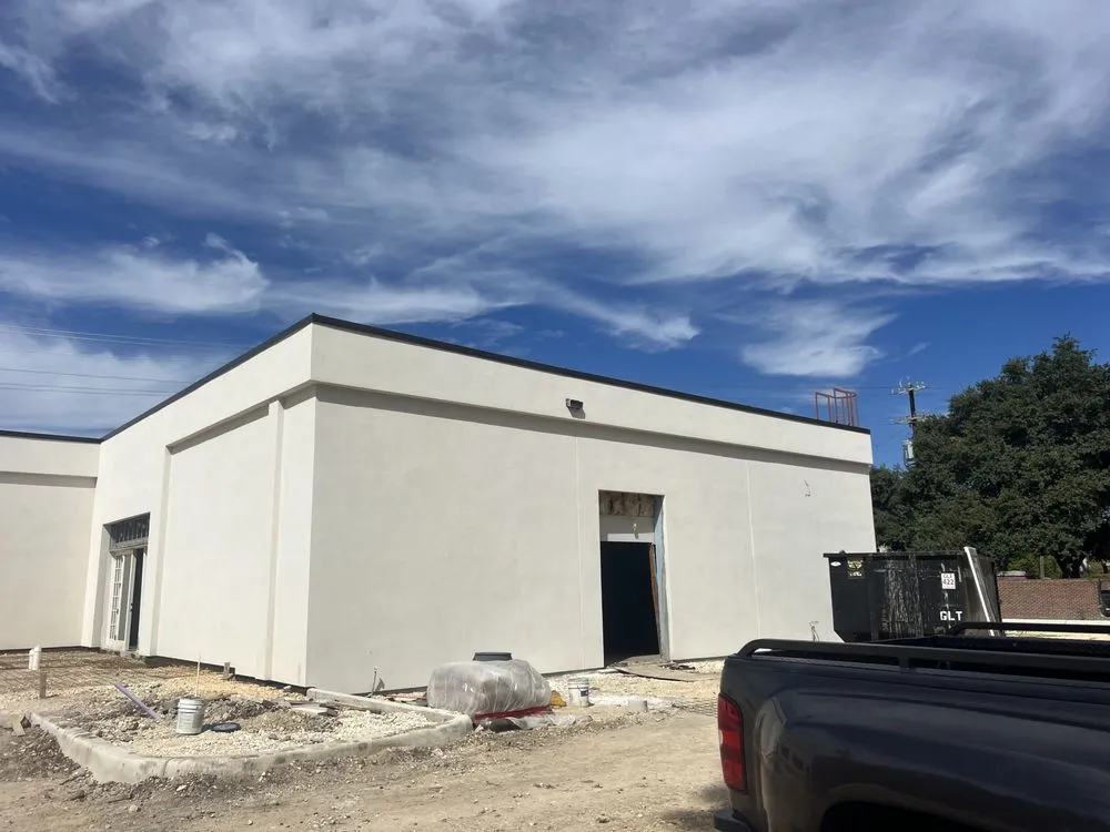 Slide of GT Roofing & Construction 