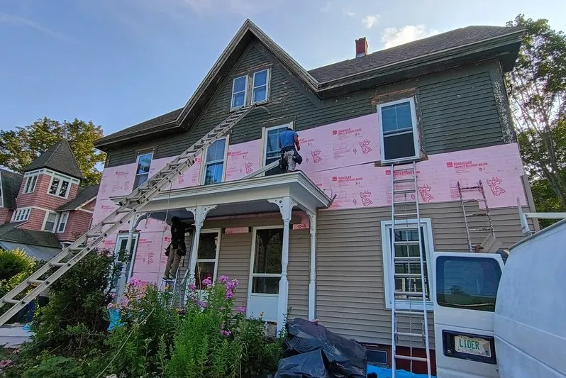 Slide of GT6 Construction