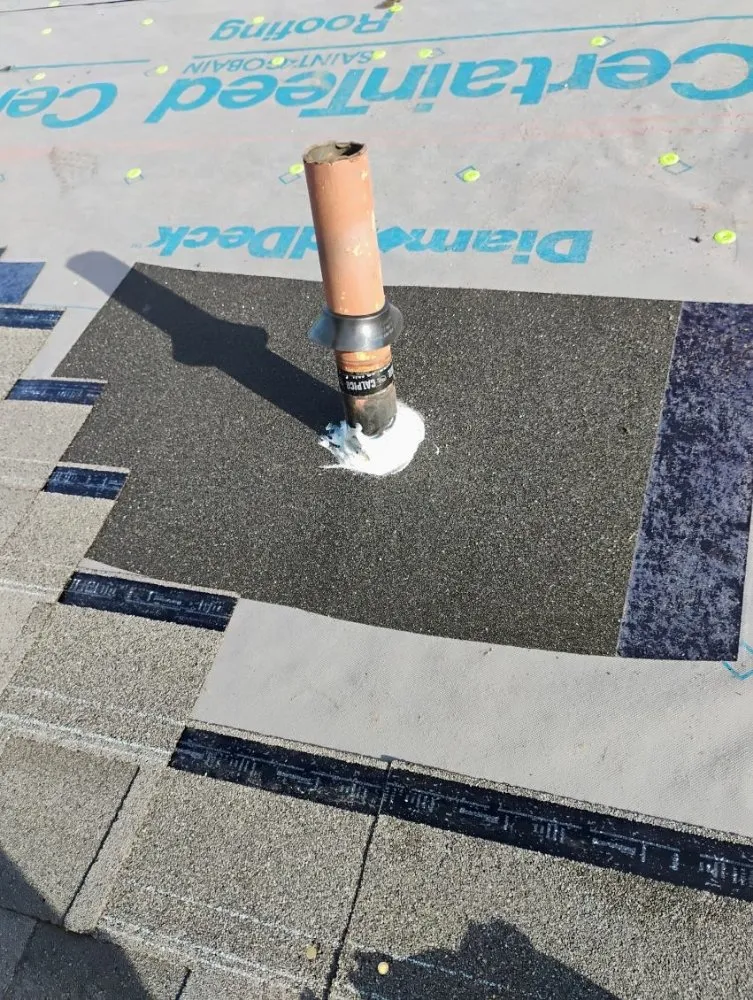 Slide of GTE Construction & Roofing 