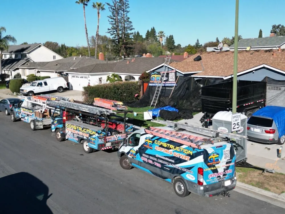 Slide of GTE Construction & Roofing 