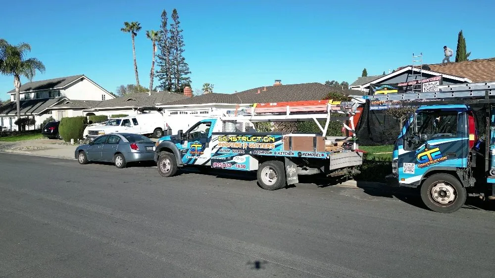 Slide of GTE Construction & Roofing 