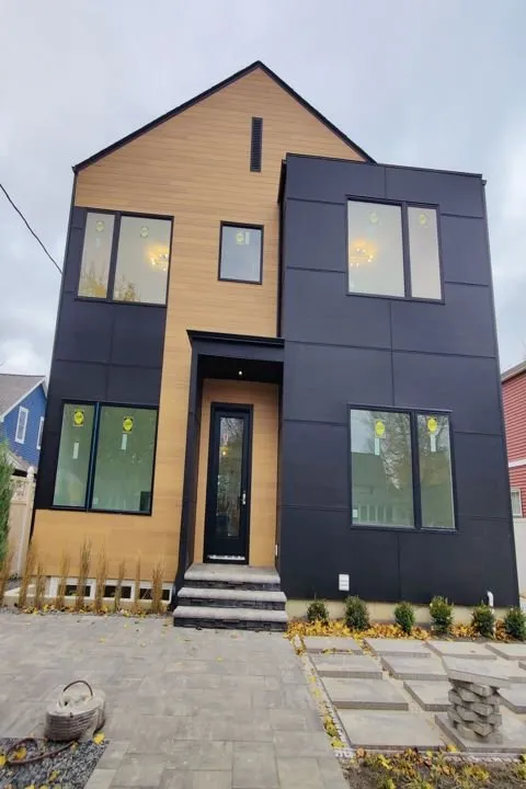 Slide of GTZ Siding Construction