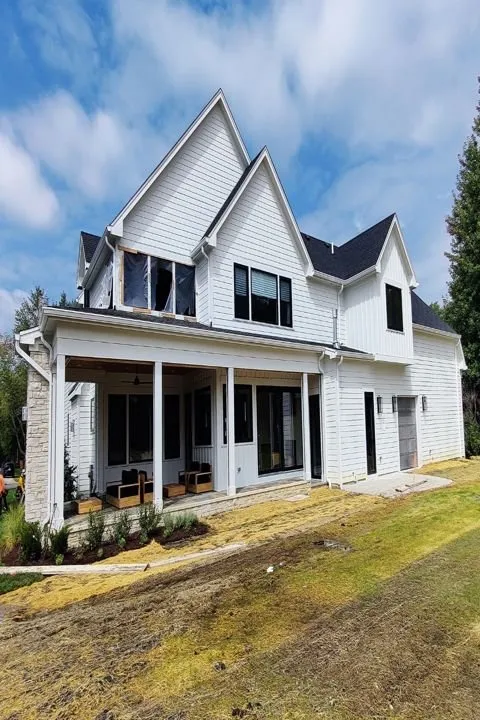 Slide of GTZ Siding Construction