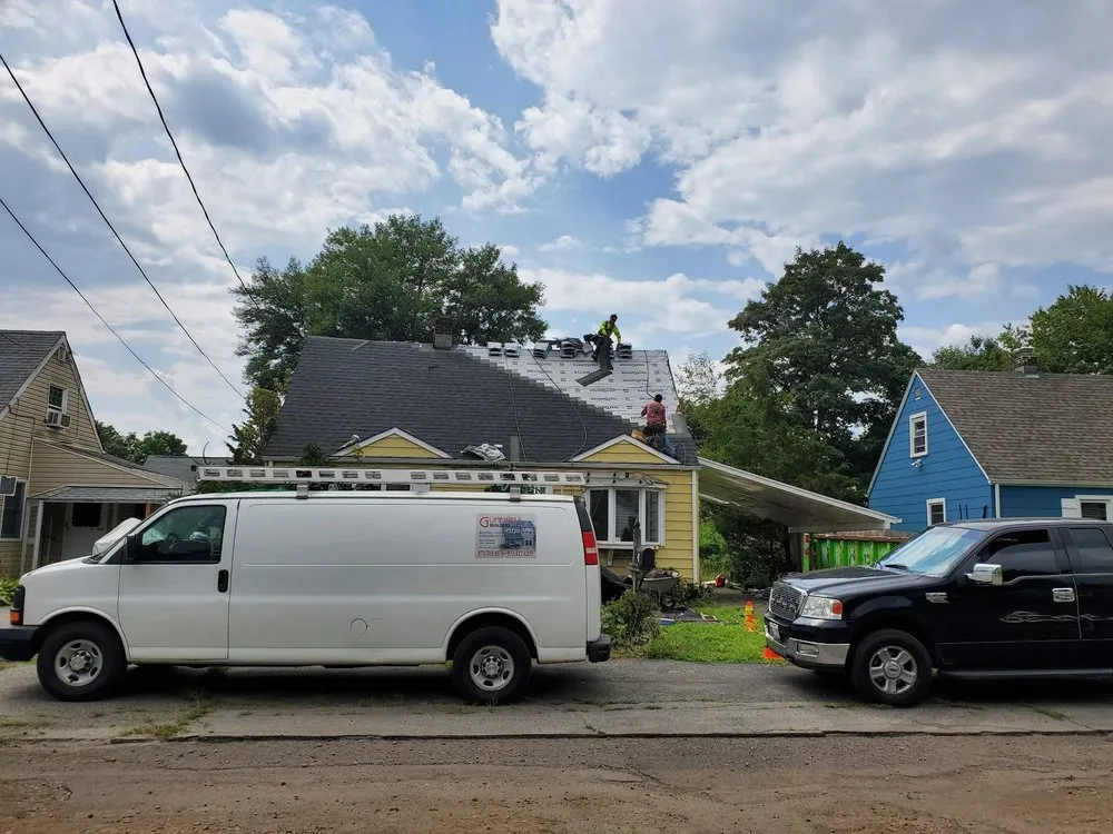 Slide of Guaman Builders