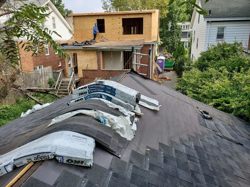 Slide of Guaman Builders