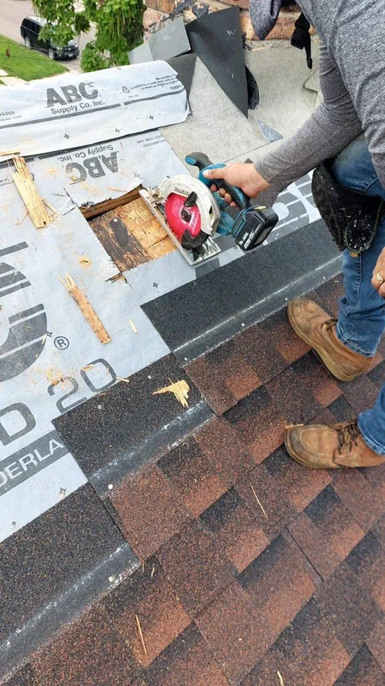 Slide of Guamex Consulting