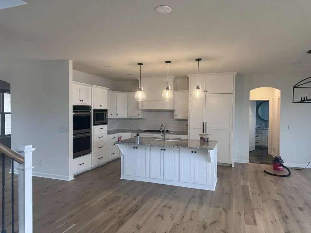 Slide of Guarantee Construction Group