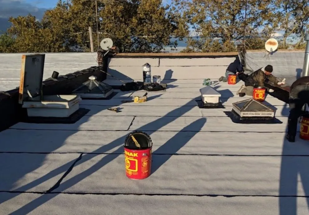 Slide of Guaranteed Roofing