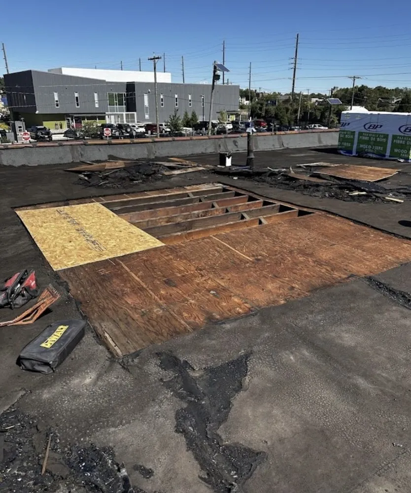 Slide of Guaranteed Roofing