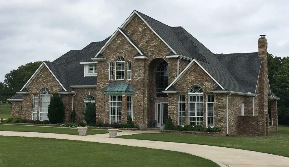 Slide of Guaranteed Roofing