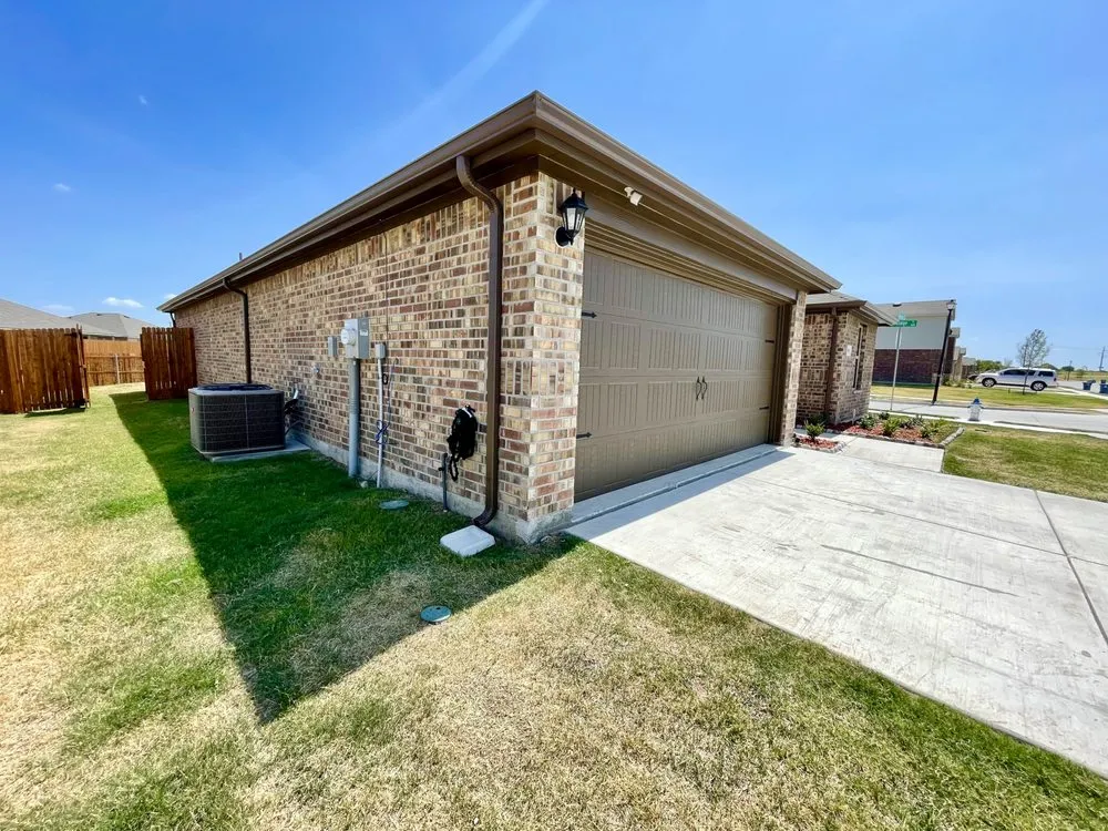 Slide of Guardian Gutter