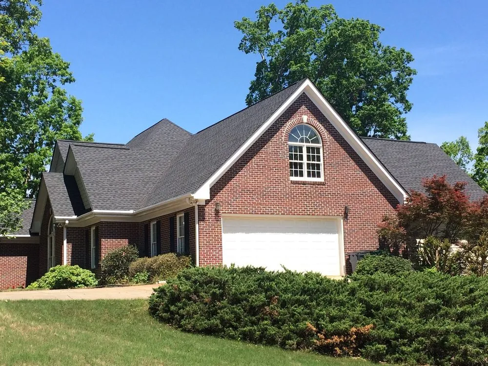 Slide of Guardian Roofers & Construction