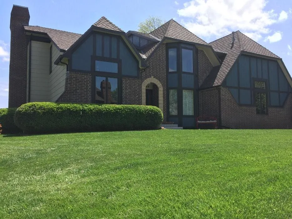 Slide of Guardian Roofing & Construction