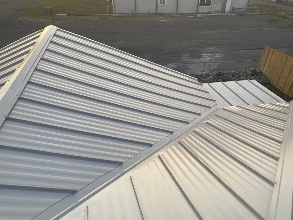 Slide of Guardian Roofing & Exteriors