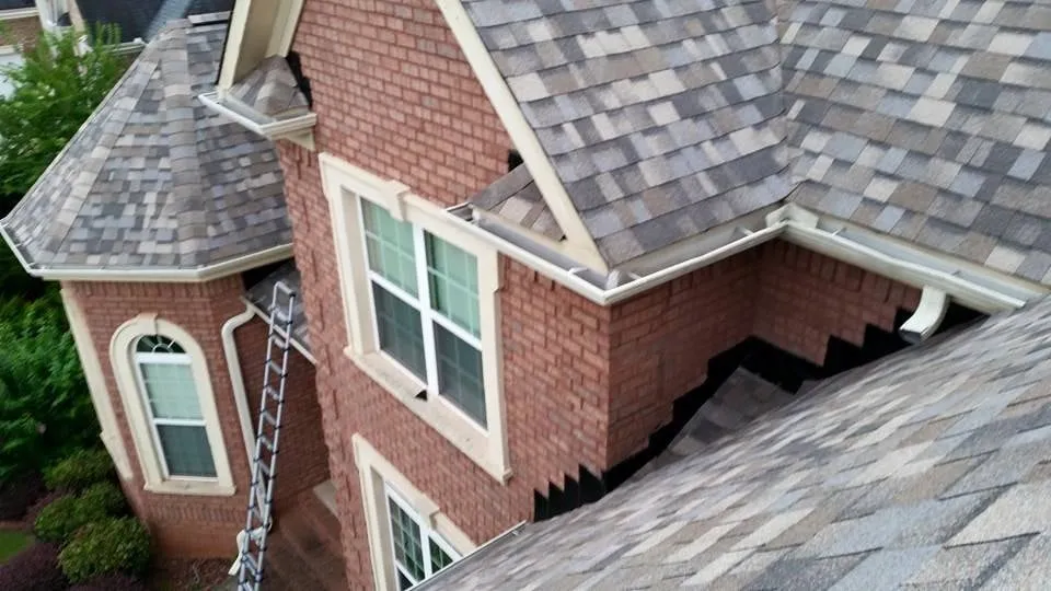 Slide of Guardian Roofing & Restoration