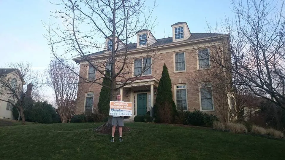 Slide of Guardian Roofing & Siding