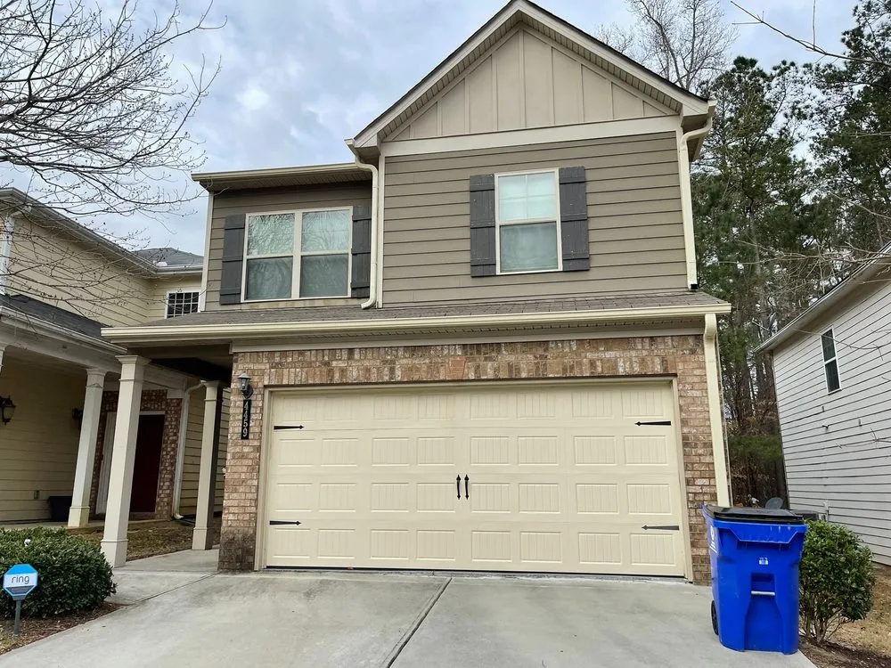 Slide of Guardian Roofing