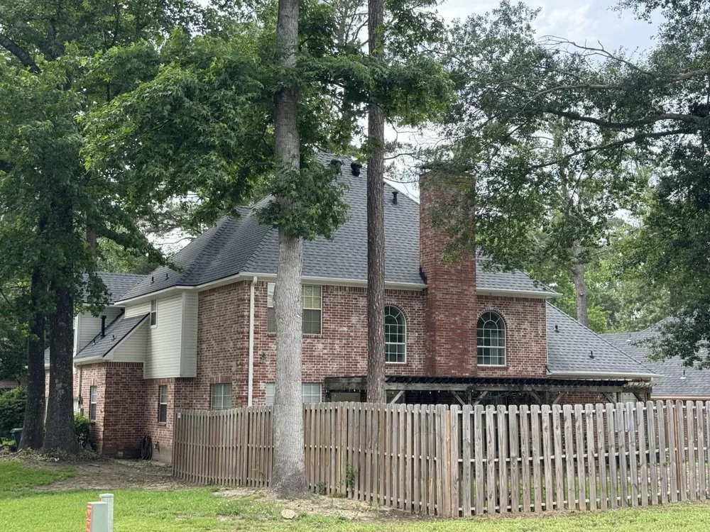 Slide of Guardian Roofing Solutions