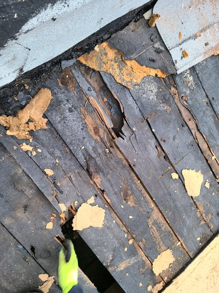 Slide of Guardian Roofing Systems